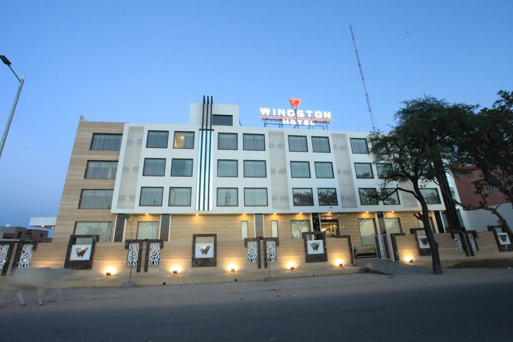 Wingston A Treehouse Hotel Goverdhan Radha Kund Exterior photo